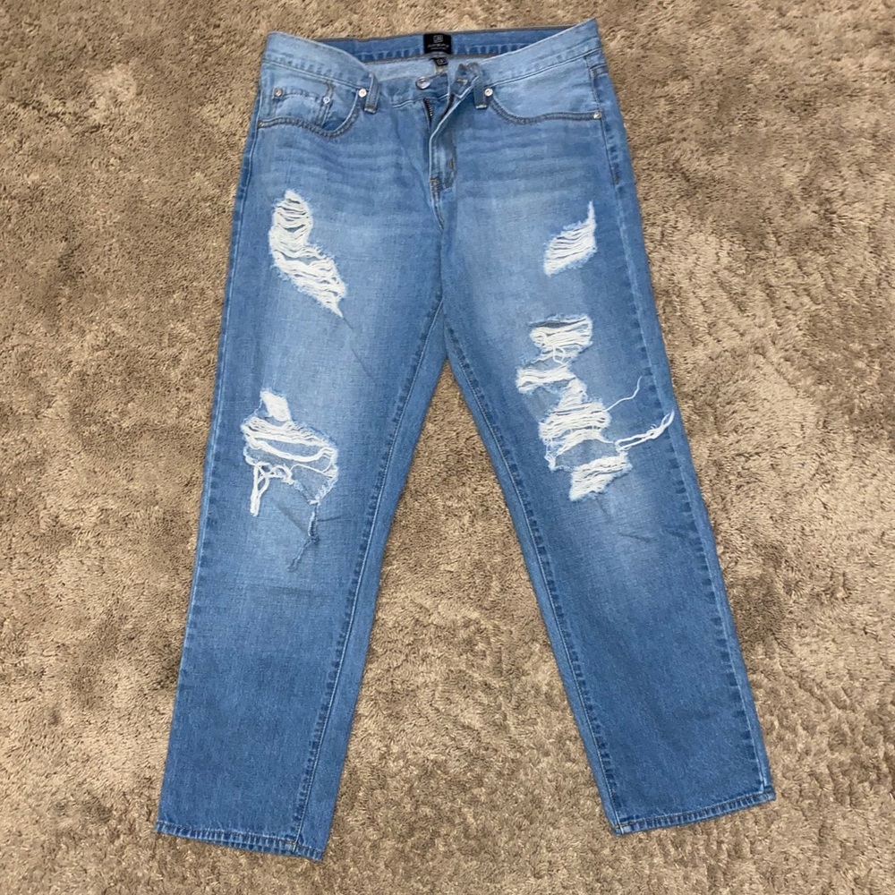 Just Black | Distressed Boyfriend Jean